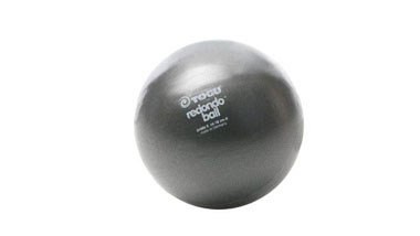 Ein grauer Togu Redondo Ball für Pilates und Gymnastik