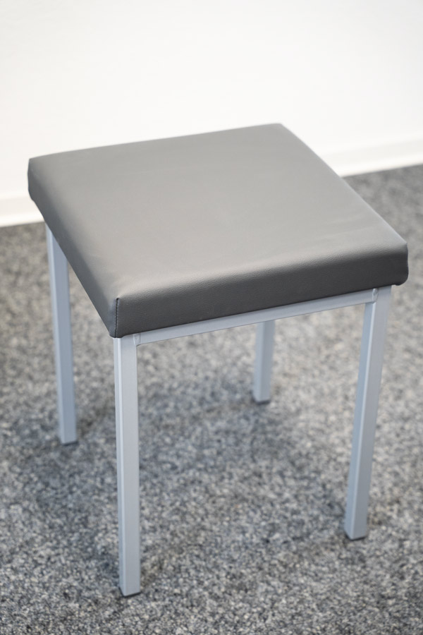 Gymnasikhocker mit Polsterung, eckig