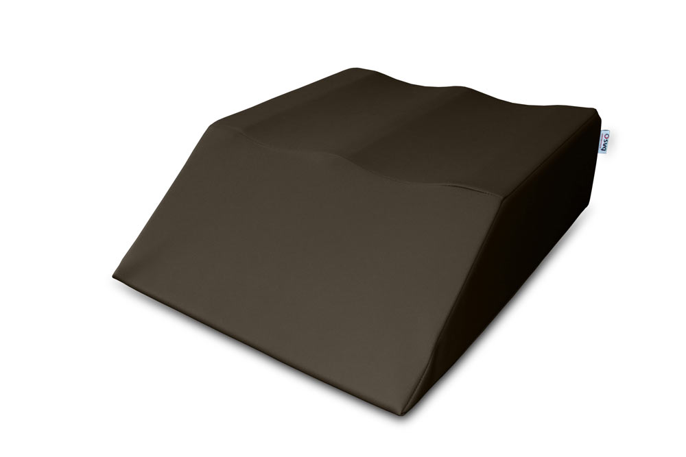 Keilwürfel 70 x 55 x 20 cm mit 2 Beinmulden