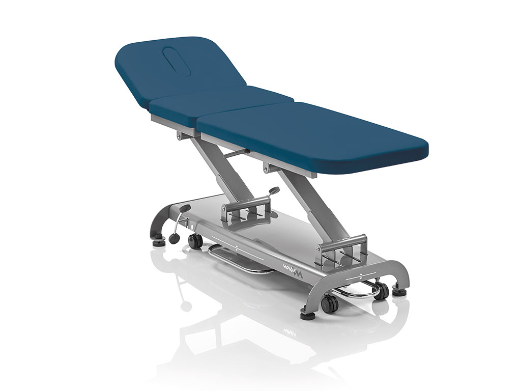 Dreiteilige Massageliege S3 mit elektrischer Höhenverstellung des Herstellers Novak-M in der Farbe deep sea.